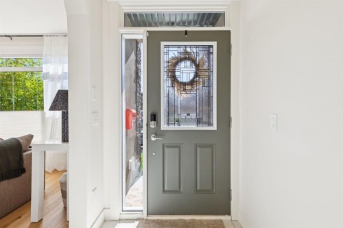 1128 17 Avenue Nw, Calgary, AB 