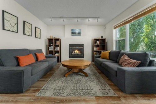 393 Inverness Park Se, Calgary, AB 