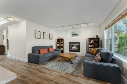 393 Inverness Park Se, Calgary, AB 