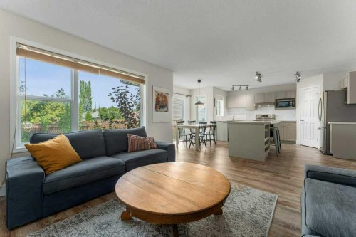 393 Inverness Park Se, Calgary, AB 