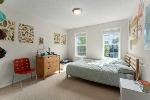 393 Inverness Park Se, Calgary, AB 