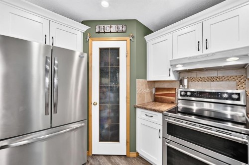 24 Bow Ridge Road, Cochrane, AB 
