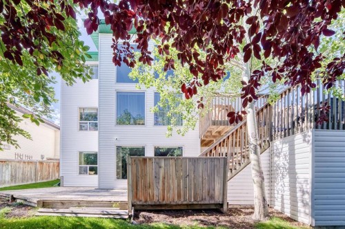 24 Bow Ridge Road, Cochrane, AB 