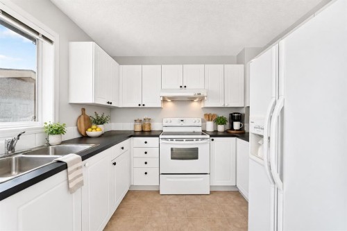 179 Saddlemead Green Ne, Calgary, AB 