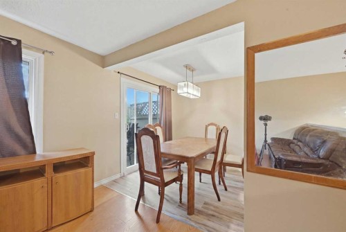 419 Huntsville Crescent Nw, Calgary, AB 