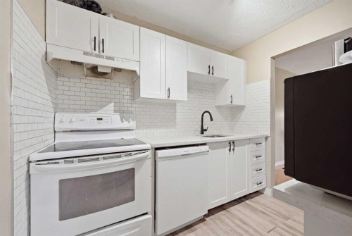 419 Huntsville Crescent Nw, Calgary, AB 