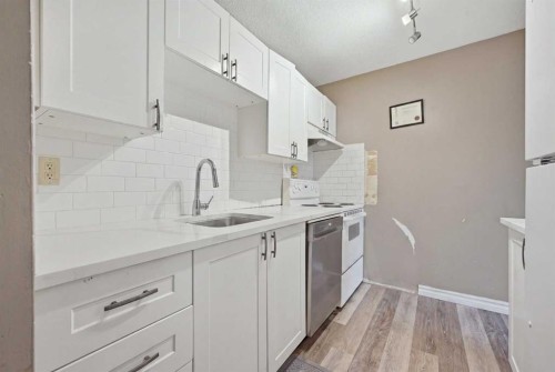 419 Huntsville Crescent Nw, Calgary, AB 