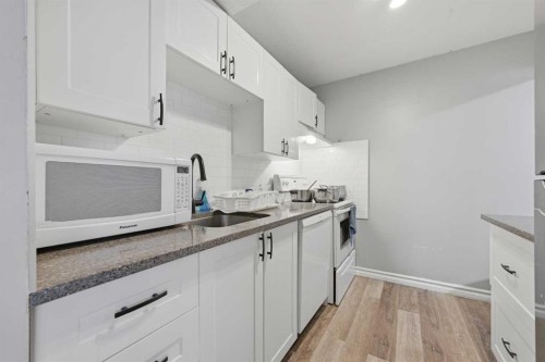 419 Huntsville Crescent Nw, Calgary, AB 