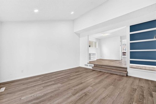 4351 58 Street Ne, Calgary, AB 