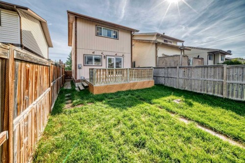 4351 58 Street Ne, Calgary, AB 