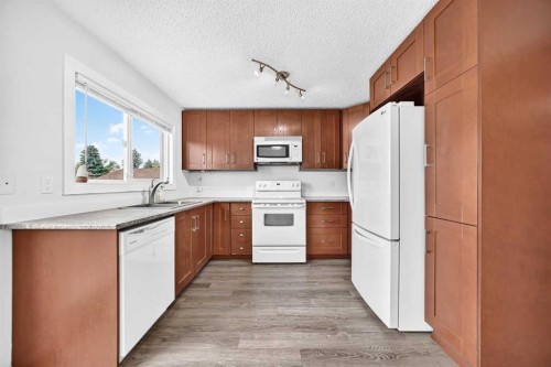 4351 58 Street Ne, Calgary, AB 