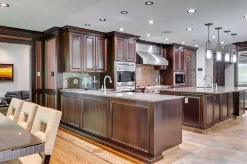 40 Eagle Ridge Place Sw, Calgary, AB 