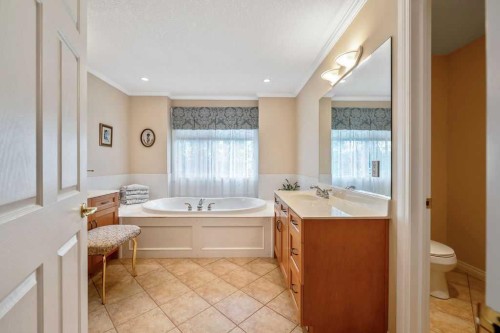 50 Cedargrove Lane Sw, Calgary, AB 
