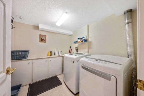 50 Cedargrove Lane Sw, Calgary, AB 