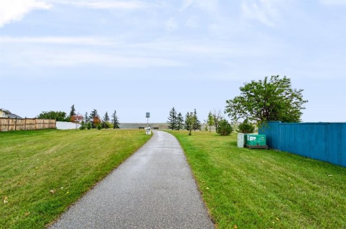 101 Huntstrom Drive Ne, Calgary, AB 