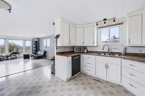 101 Huntstrom Drive Ne, Calgary, AB 