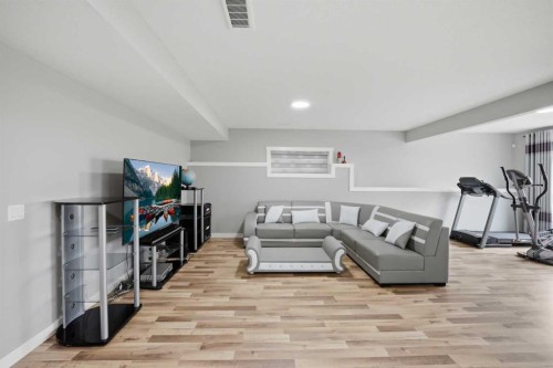 288 Corner Meadows Manor Ne, Calgary, AB 