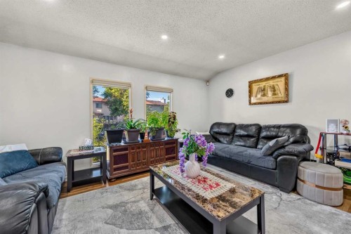 44 Templemont Drive Ne, Calgary, AB 