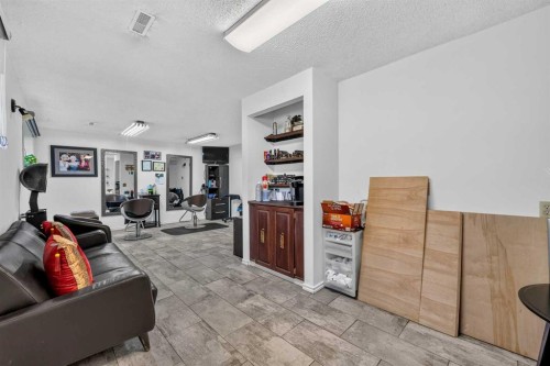 44 Templemont Drive Ne, Calgary, AB 