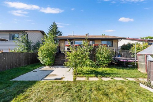44 Templemont Drive Ne, Calgary, AB 