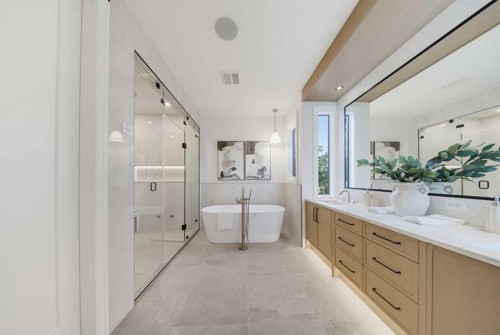 2407 4 Avenue Nw, Calgary, AB 