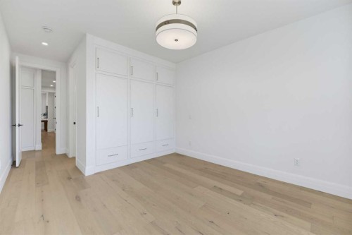 2407 4 Avenue Nw, Calgary, AB 