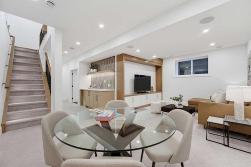 2407 4 Avenue Nw, Calgary, AB 