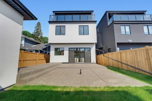 2407 4 Avenue Nw, Calgary, AB 