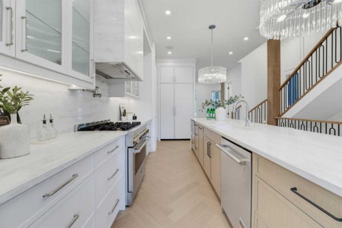 2407 4 Avenue Nw, Calgary, AB 