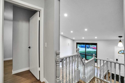 5811 Templehill Road Ne, Calgary, AB 