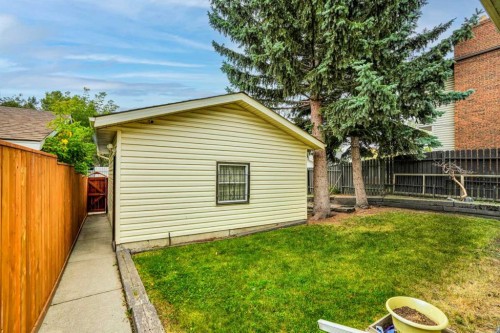 5811 Templehill Road Ne, Calgary, AB 