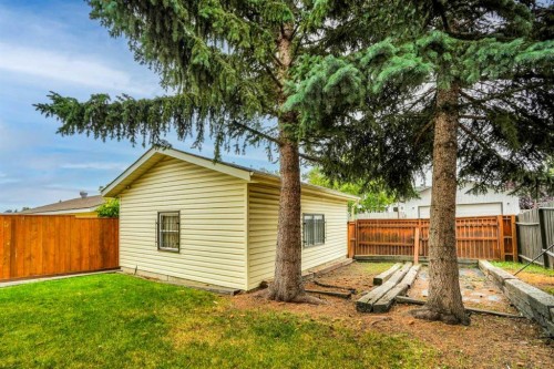 5811 Templehill Road Ne, Calgary, AB 