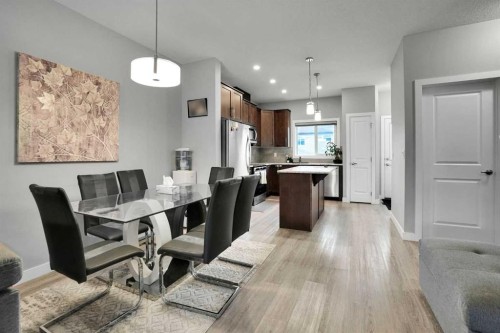40 Cornerbrook Gate Ne, Calgary, AB 