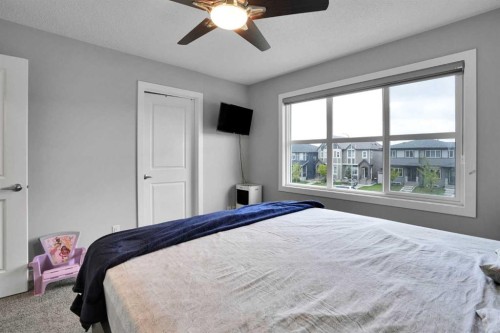 40 Cornerbrook Gate Ne, Calgary, AB 