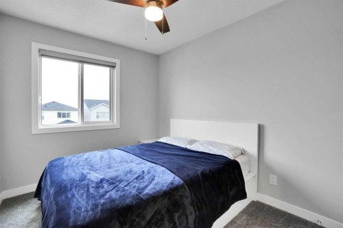 40 Cornerbrook Gate Ne, Calgary, AB 
