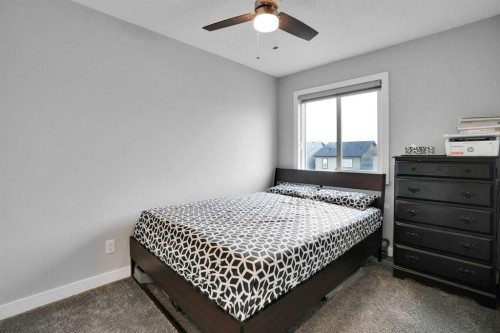 40 Cornerbrook Gate Ne, Calgary, AB 