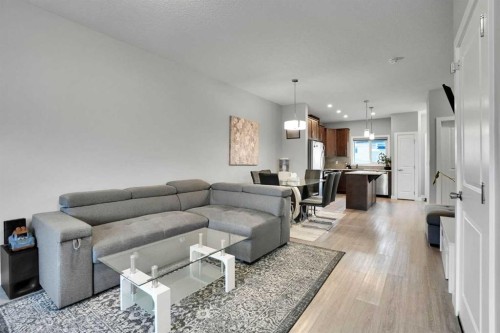 40 Cornerbrook Gate Ne, Calgary, AB 