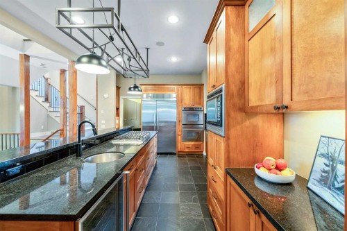 1420 23 Avenue Nw, Calgary, AB 