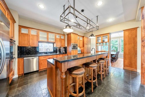 1420 23 Avenue Nw, Calgary, AB 