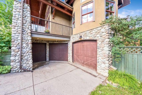 1420 23 Avenue Nw, Calgary, AB 