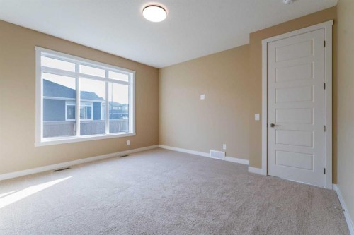 131 Waterford Manor, Chestermere, AB 