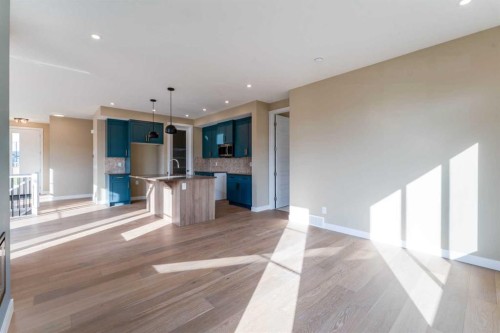 131 Waterford Manor, Chestermere, AB 