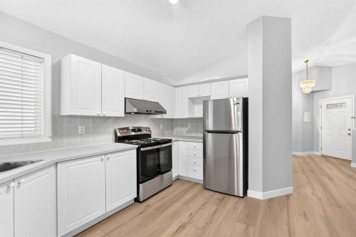 136 Bridlemeadows Common Sw, Calgary, AB 