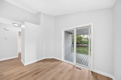 136 Bridlemeadows Common Sw, Calgary, AB 