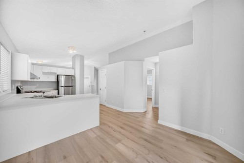 136 Bridlemeadows Common Sw, Calgary, AB 