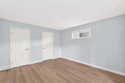 136 Bridlemeadows Common Sw, Calgary, AB 