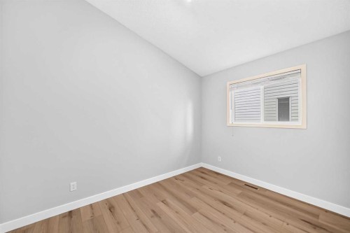 136 Bridlemeadows Common Sw, Calgary, AB 