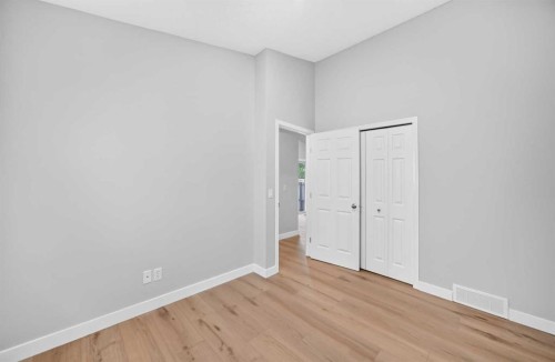 136 Bridlemeadows Common Sw, Calgary, AB 