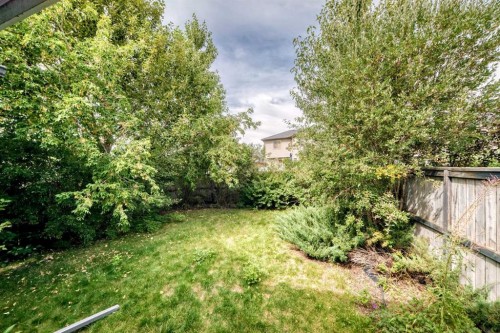 136 Bridlemeadows Common Sw, Calgary, AB 