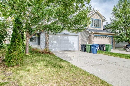 136 Bridlemeadows Common Sw, Calgary, AB 